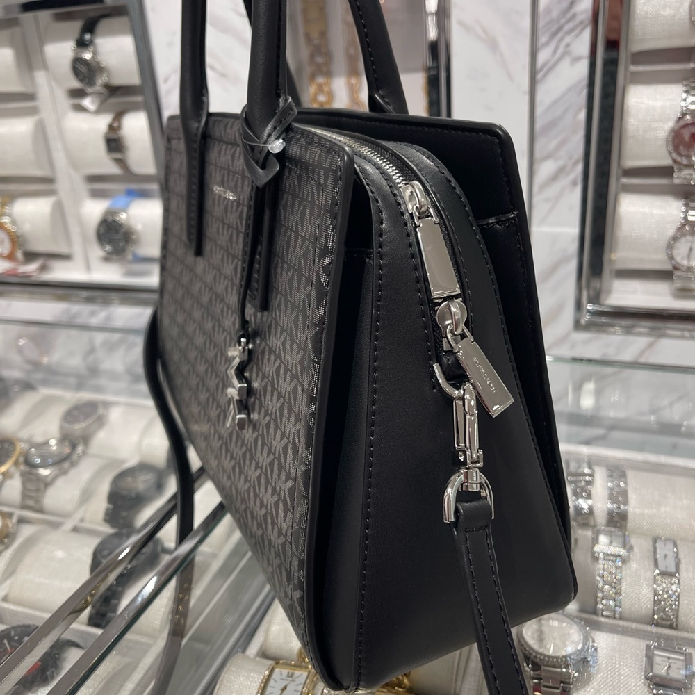 MICHAEL KORS Laila Medium Metallic Signature Logo Satchel
Black 
NWT 
Live Style - Picture 8 of 16